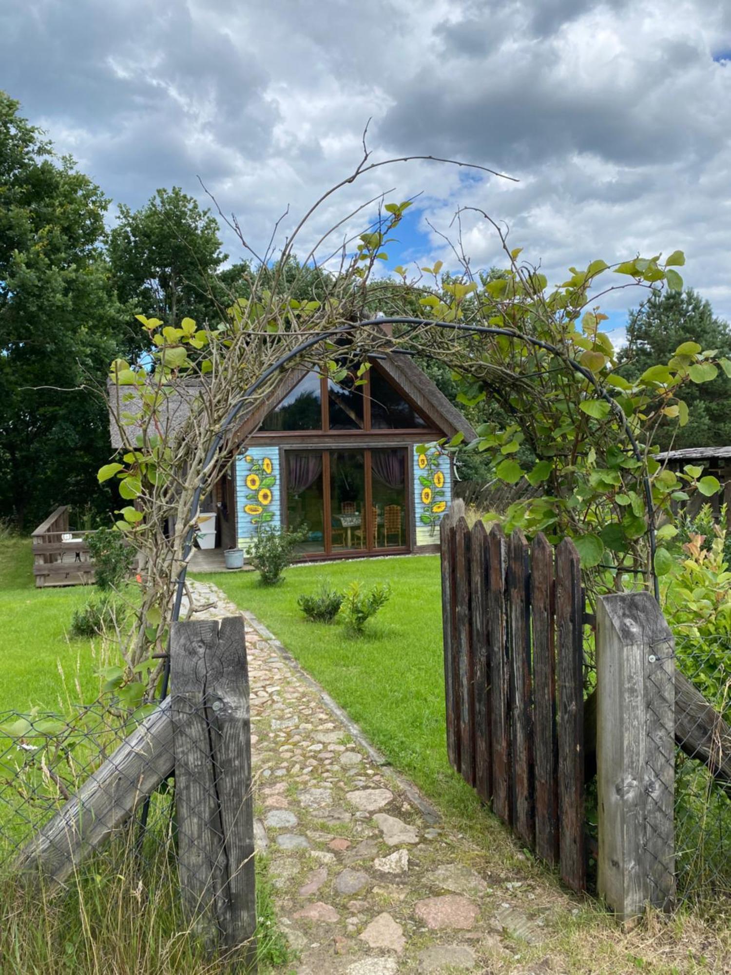 Ptasia Osada Gardna Wielka Extérieur photo